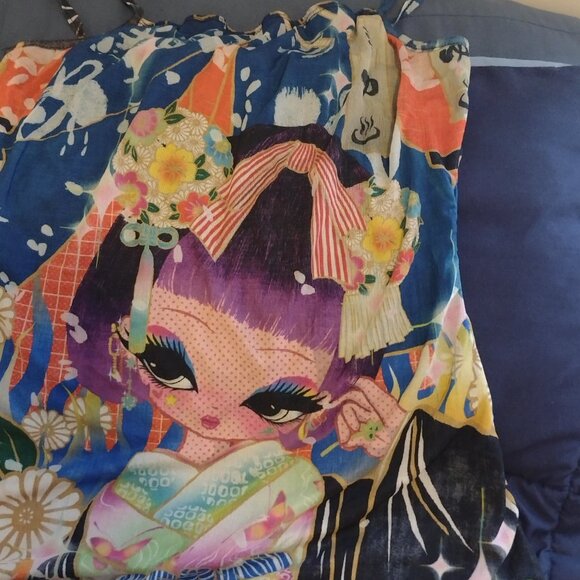 Clothes - Picture 8 of 16